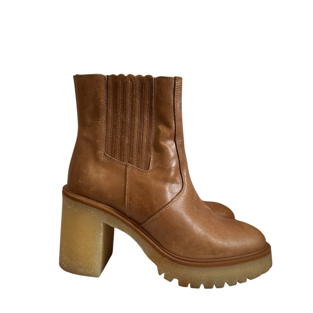 Free People James Chelsea Heeled Boots in Tan Leather size 39 EUC - Picture 1 of 8